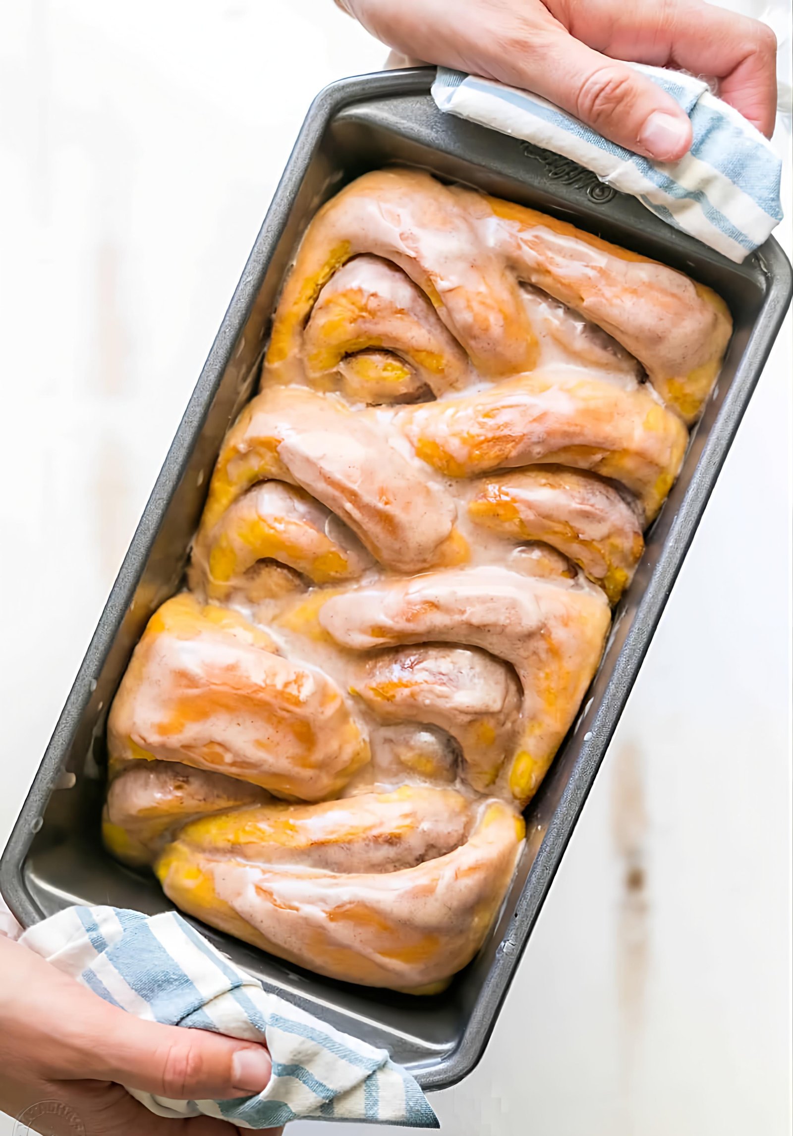 Pumpkin Pull-Apart Bread